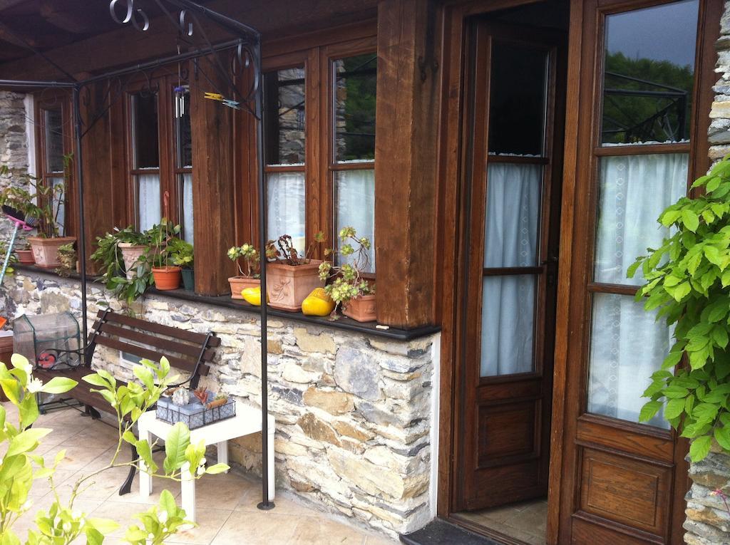 Bed & Breakfast Ca' Di Vissai Arnasco エクステリア 写真