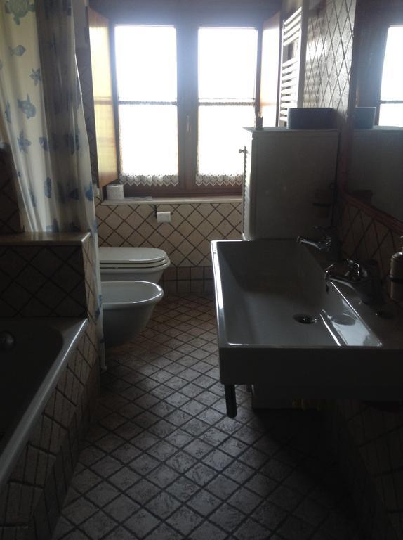 Bed & Breakfast Ca' Di Vissai Arnasco エクステリア 写真