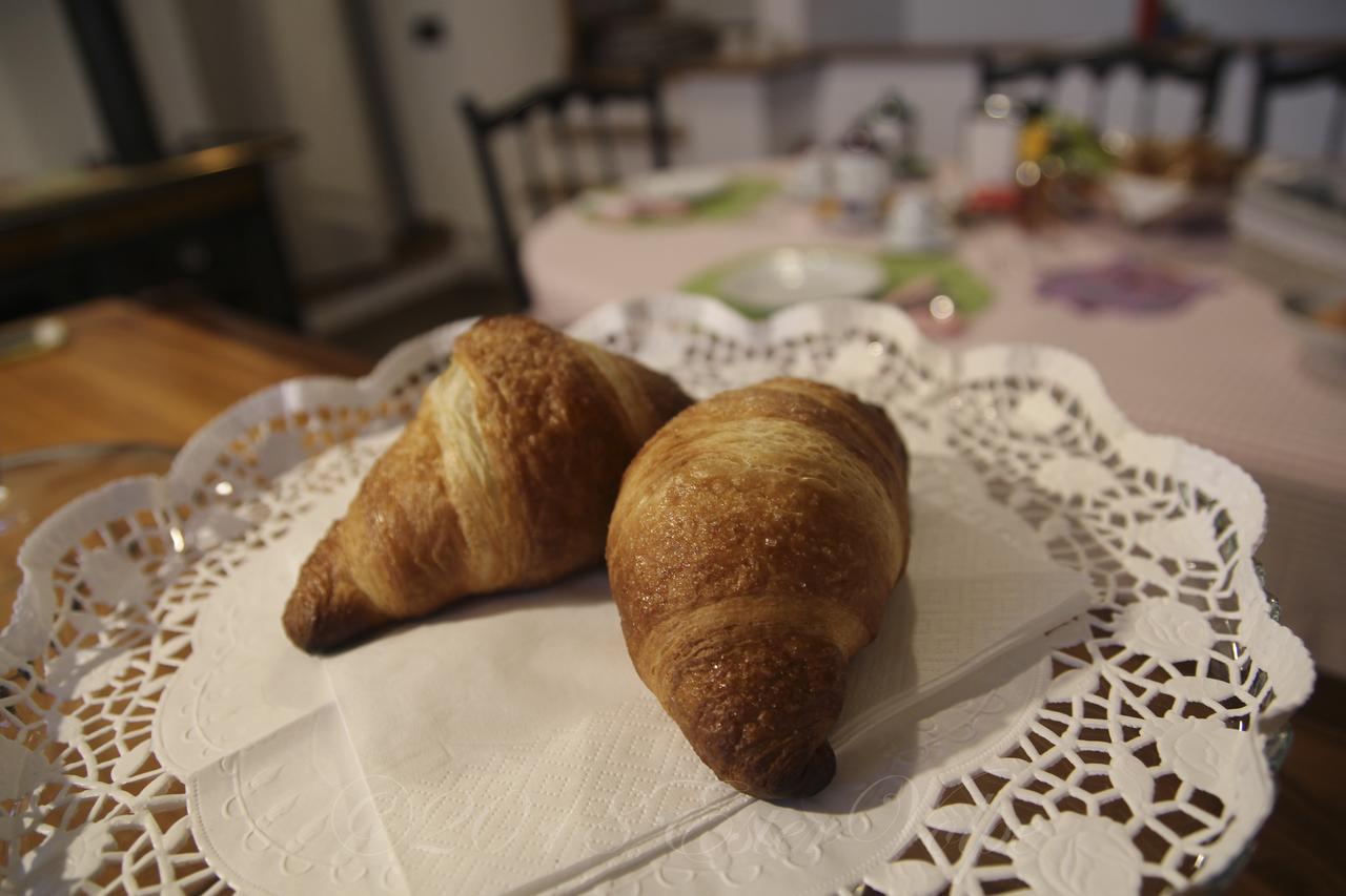 Bed & Breakfast Ca' Di Vissai Arnasco エクステリア 写真